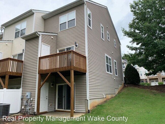 Foto del edificio - 2 br, 2.5 bath House - 8025 Goldenrain Way