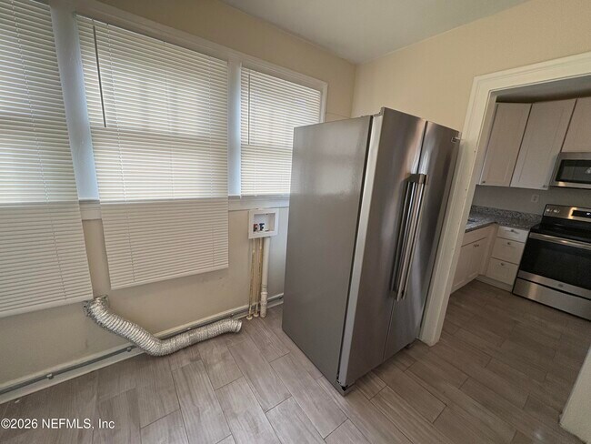 Foto del edificio - 859 St Clair St