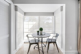Building Photo - 2312 Las Casitas Dr