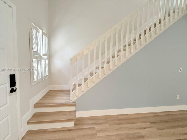 Foto del edificio - 9832 NW 9th Ct