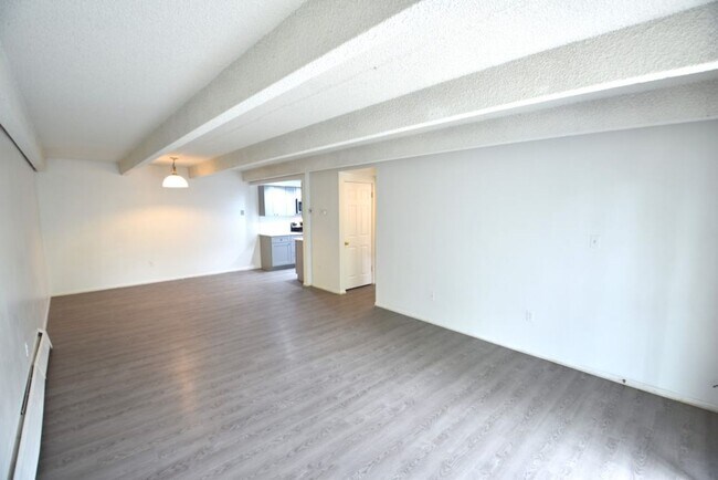 Foto del edificio - 1 Bedroom Apartment Available Now!
