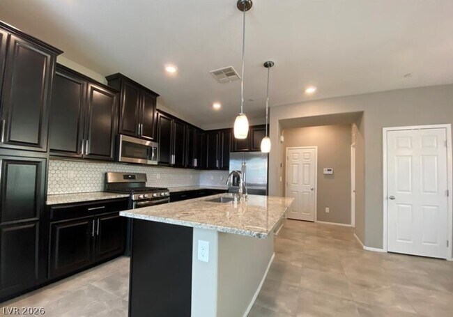 Building Photo - 8549 Insignia Ave