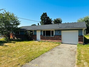 Building Photo - 1208 NE 75th St