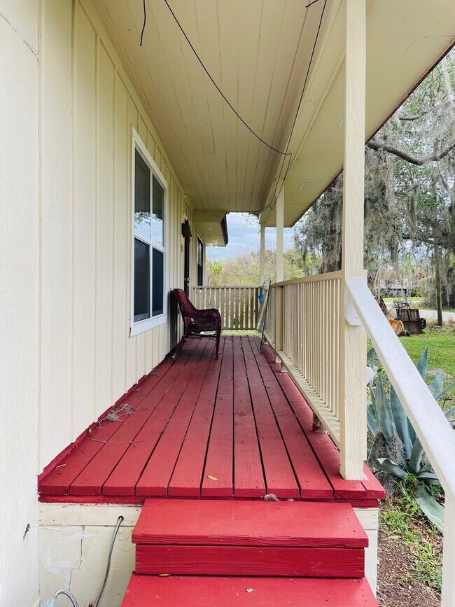 Foto del edificio - Home for rent off Fallon Blvd Palm Bay