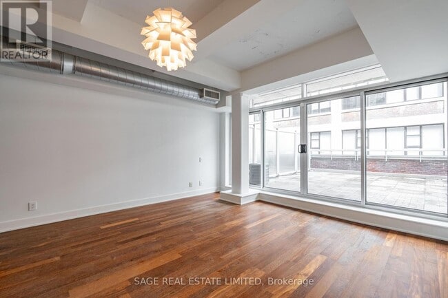 Building Photo - 233 Carlaw Ave
