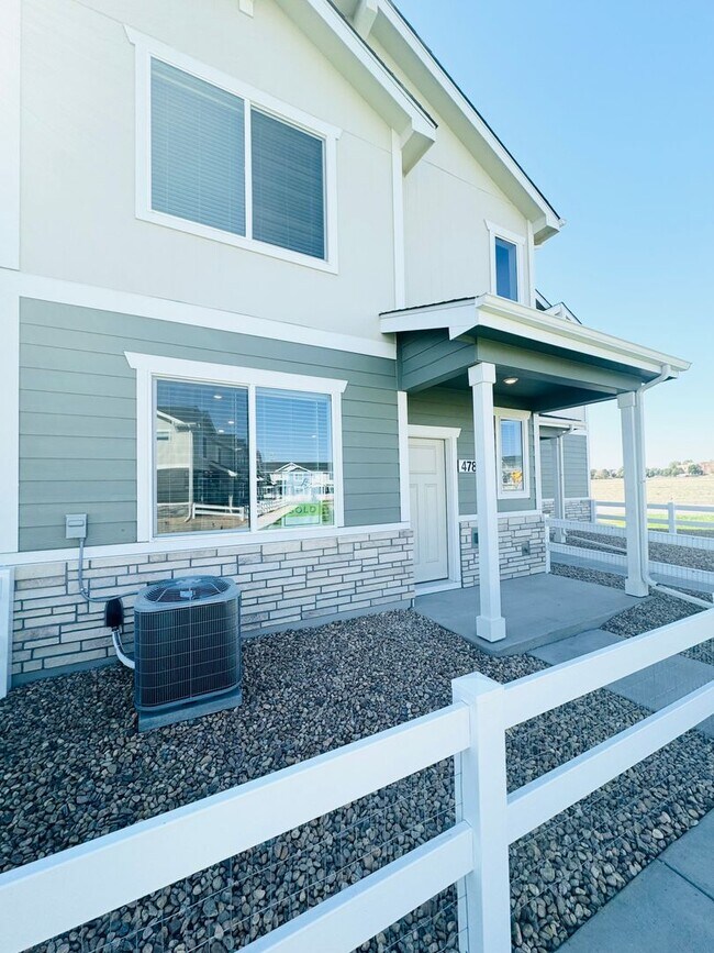 Foto del edificio - Gorgeous 2024 Townhouse 2 bed/ 2.5 bath  Near Johnstown YMCA
