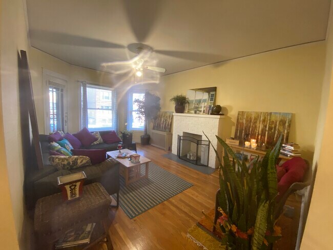 Foto del edificio - 5614 N Wayne Ave