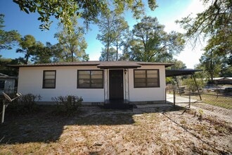 Building Photo - 231 Gaile Ave