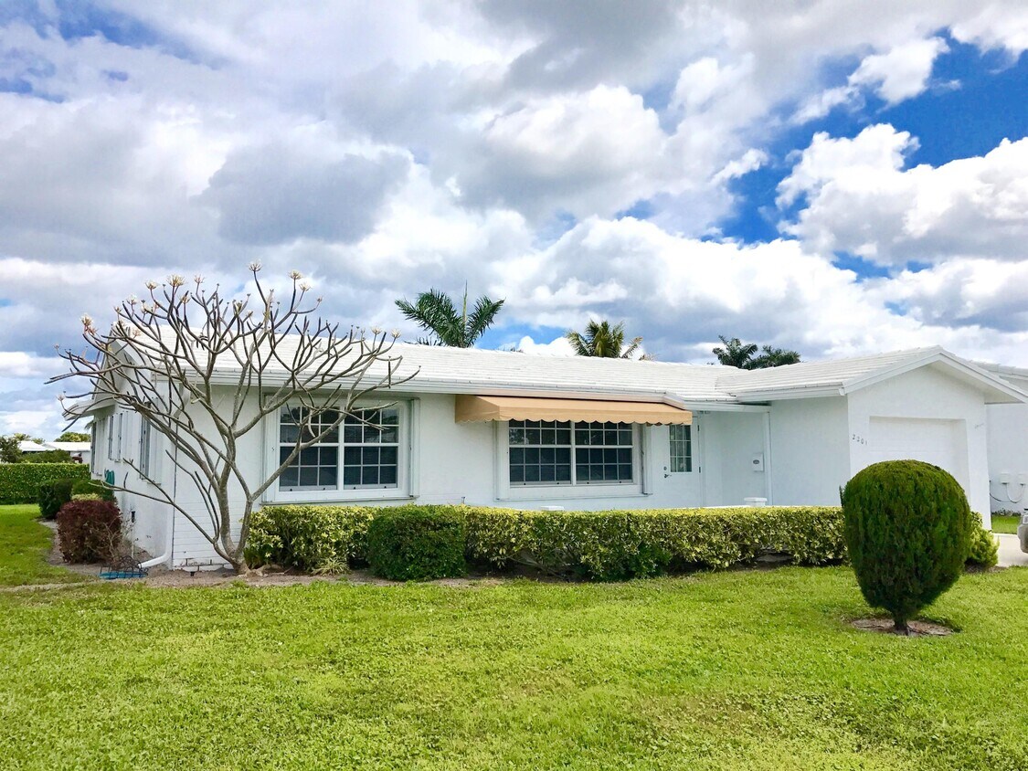 2201 SW Roma Way, Boynton Beach, FL 33426 House Rental in Boynton Beach, FL