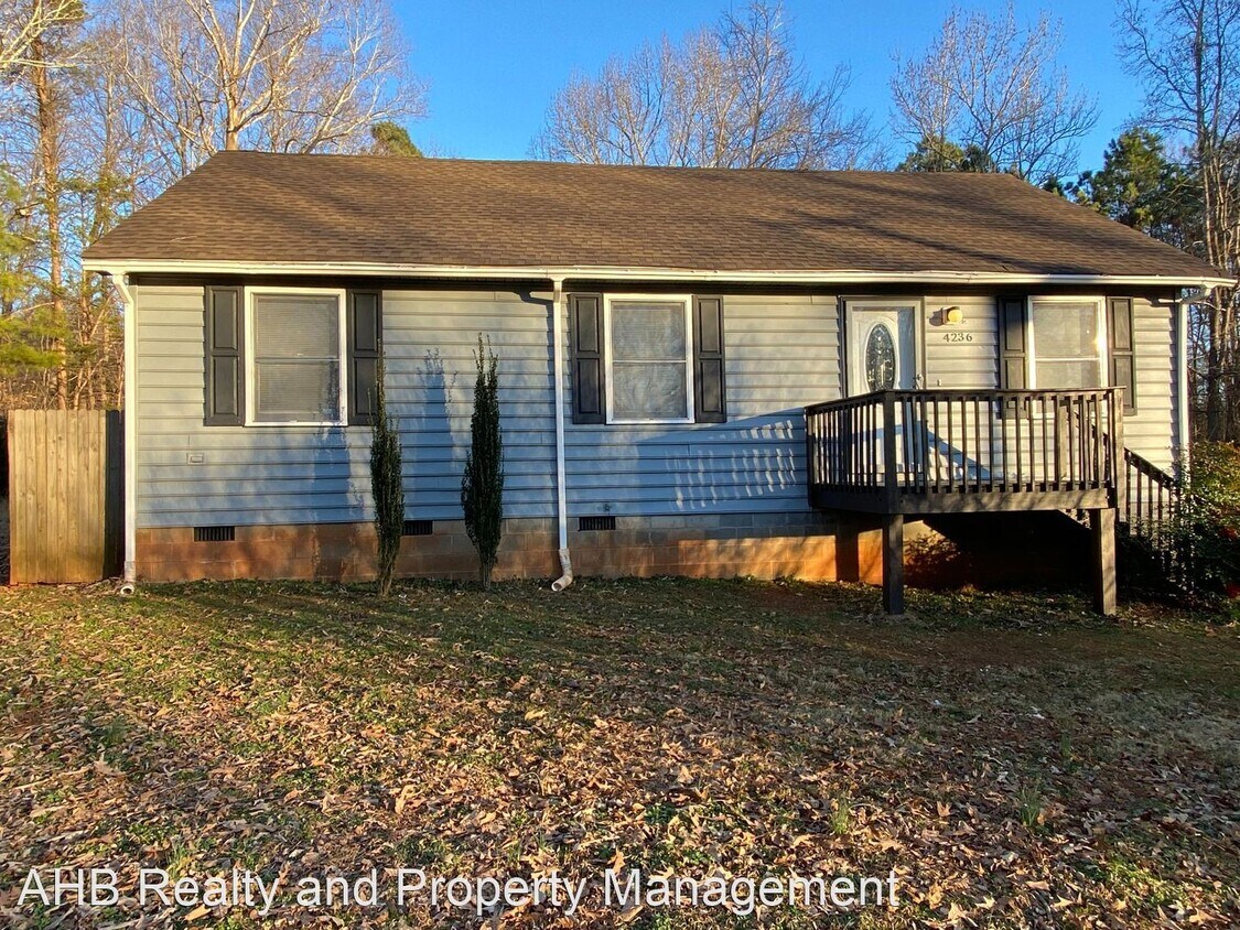 Primary Photo - 3 br, 2 bath House - 4236 Mineral Springs Rd