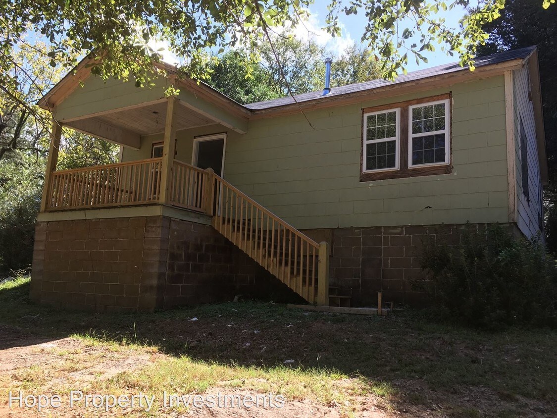 604 Elm St, Hogansville, GA 30230 House Rental in Hogansville, GA