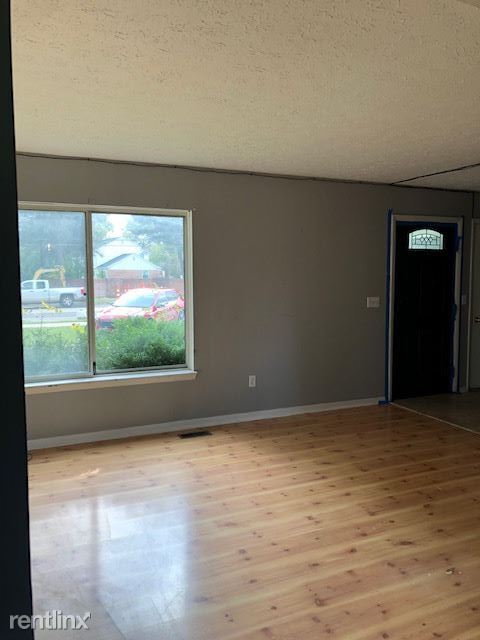 Building Photo - 4 br, 2.5 bath House - 3170 E Lake Lansing Rd
