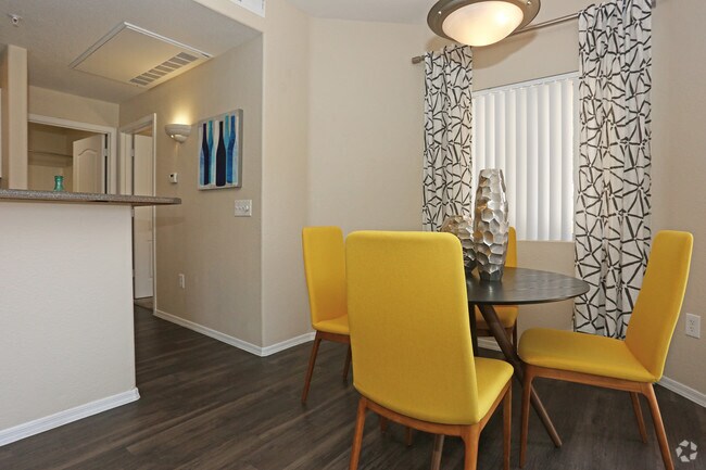 2HAB, 2BA - 998 ft² - Tresa at Arrowhead