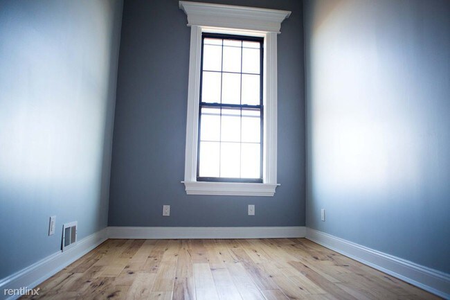 Foto del edificio - 2 br, 2 bath Apartment - 1409 Jefferson Ave