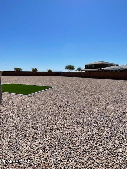 Foto del edificio - 2085 E Wetleaf Pl