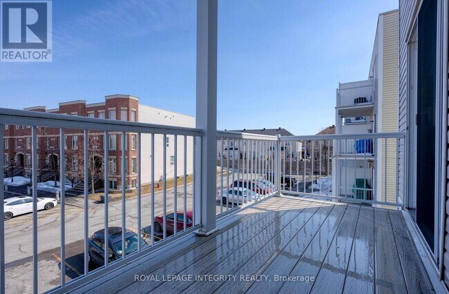 Building Photo - 888 Longfields Dr