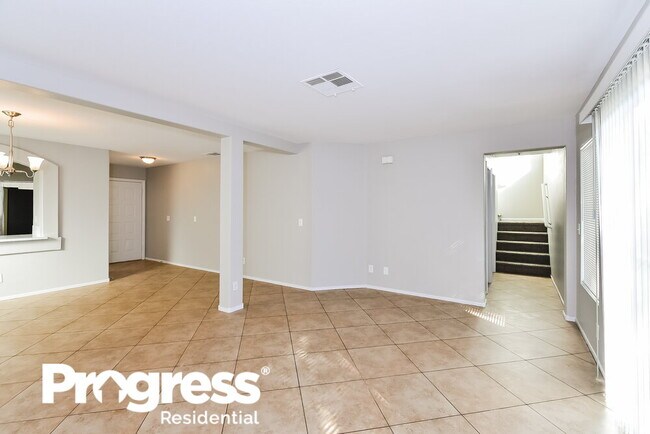 Building Photo - 8931 Green Jade Dr