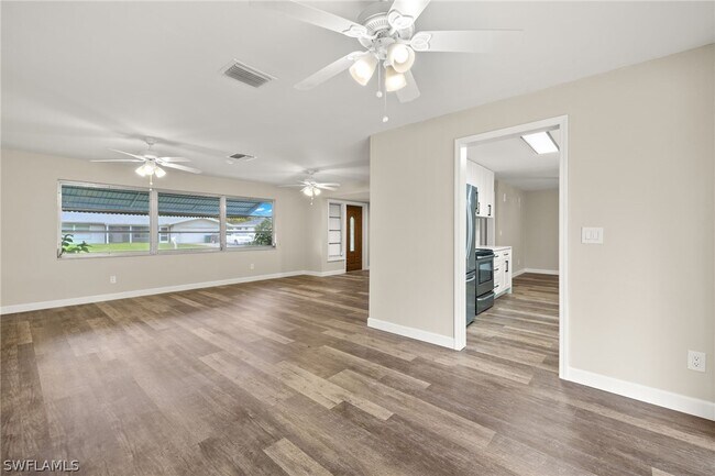 Foto del edificio - 151 SW 48th Terrace