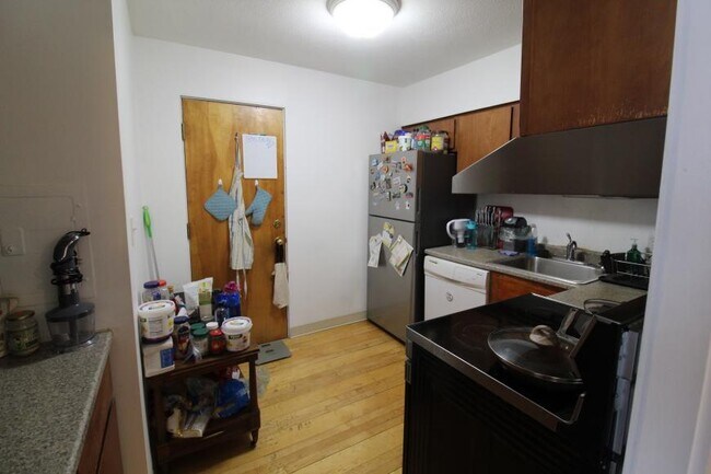 Building Photo - 1.0 bedroom in Cambridge Massachusetts 02139