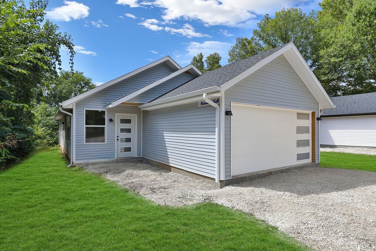 Primary Photo - BRAND NEW 3 Bedroom | 2 Bathroom | 2 Car G...