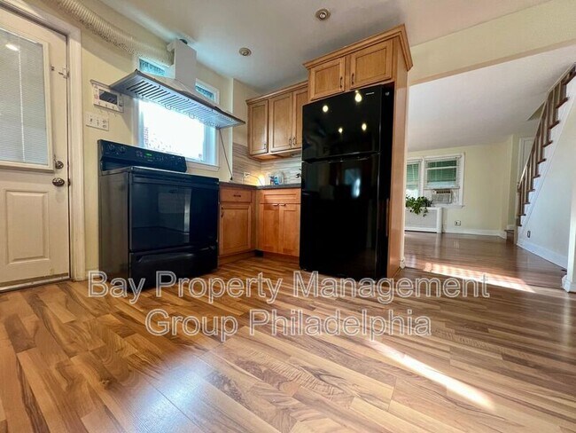 Building Photo - 1243 Wilson Dr