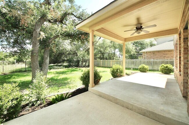 Foto del edificio - 3806 Juniper Hills St