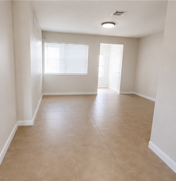 Building Photo - 6211 SW 39th Ct