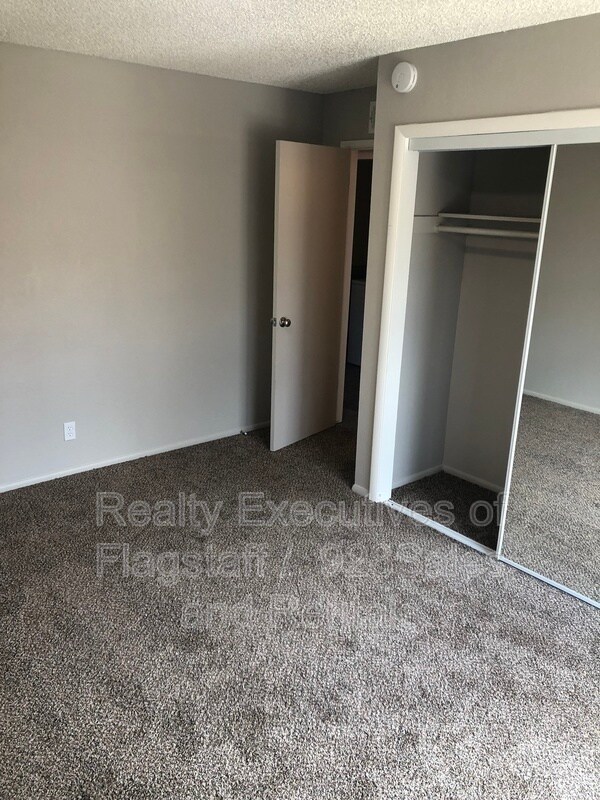 Foto del edificio - 1507 N San Francisco St