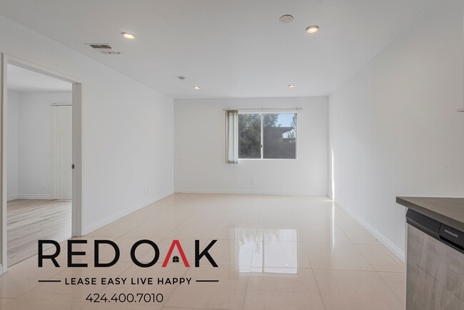 Foto del edificio - 3540 Fletcher Dr