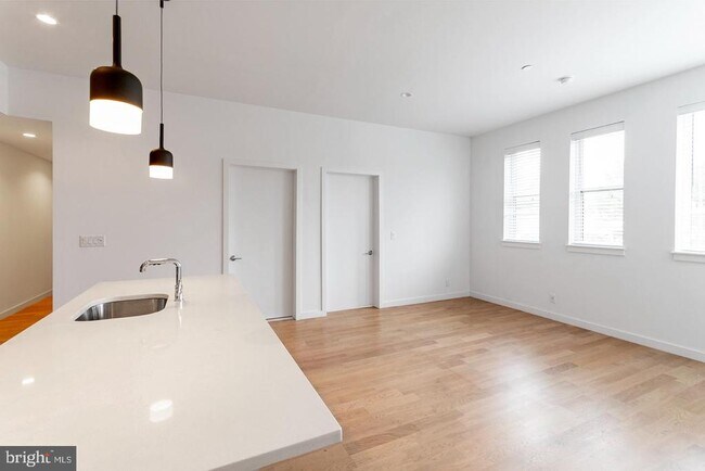 Foto del edificio - 507 S 8th St