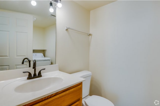 Foto del edificio - 14755 W Hidden Creek Ct