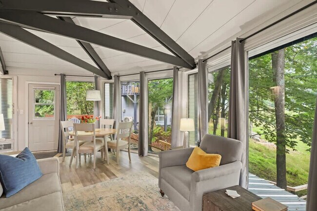 Foto del edificio - 520 Briarcliff Rd