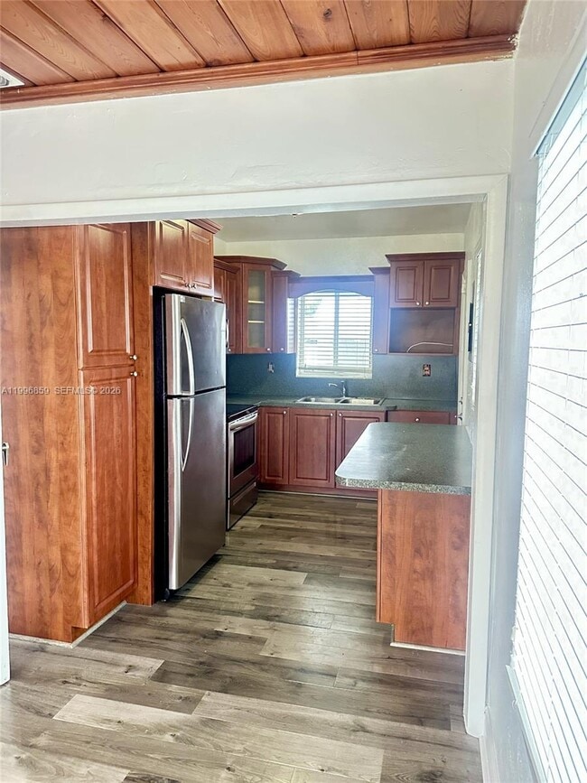 Foto del edificio - 4232 NW 2nd Terrace