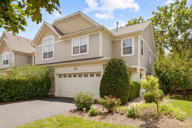 Building Photo - 460 Vaughn Cir