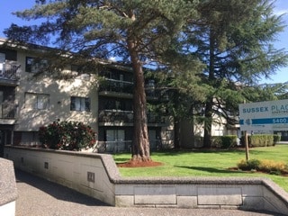Building Photo - Sussex Place Apartments