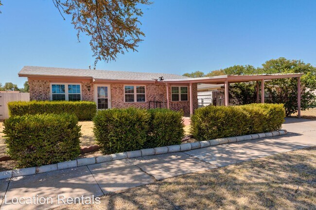 Foto del edificio - 3 br, 1.5 bath House - 6405 28th Street