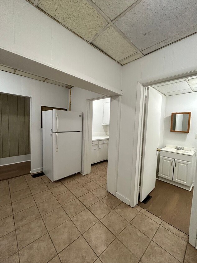 Foto principal - 730 W State St