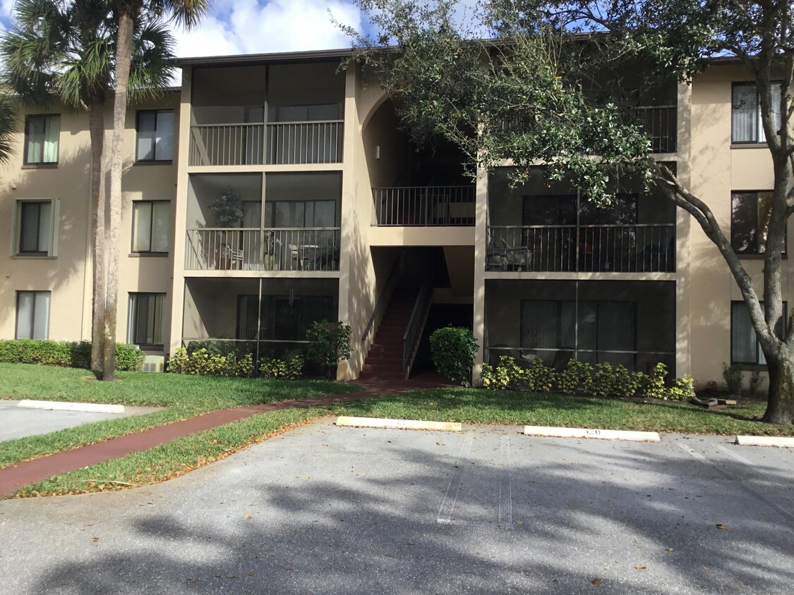 205 Foxtail Dr Unit E3, Greenacres, FL 33415 - Condo for Rent in ...