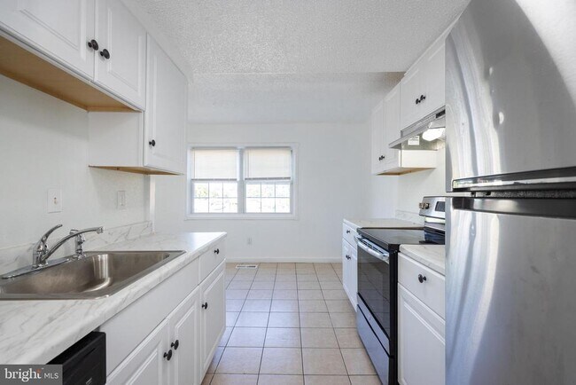 Foto del edificio - 202 Whitherspoon Ln