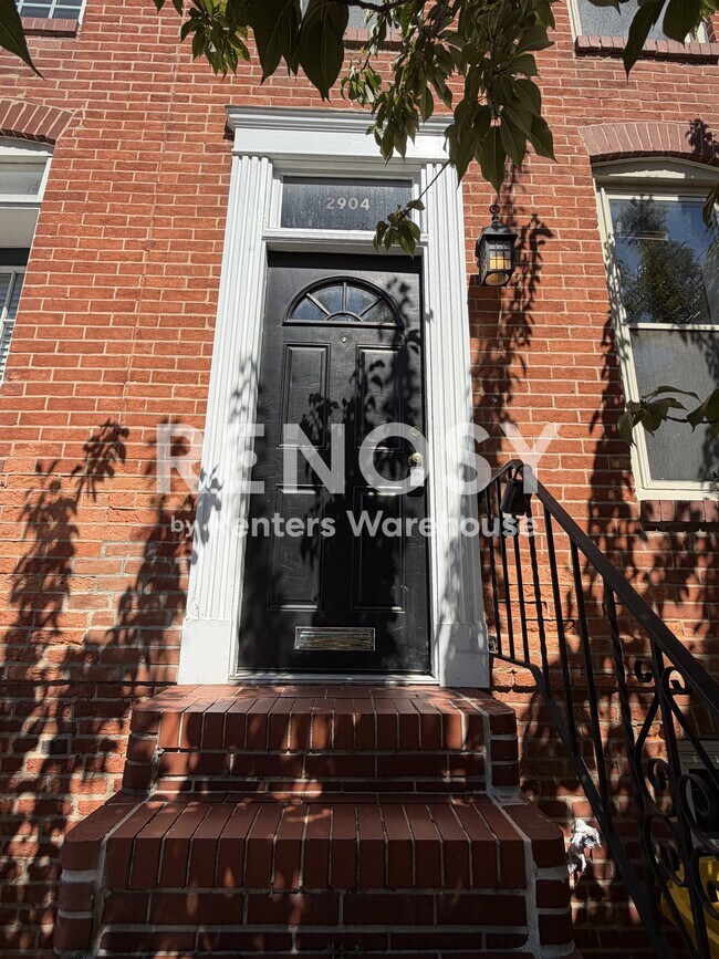 Foto del edificio - 2904 Hudson St