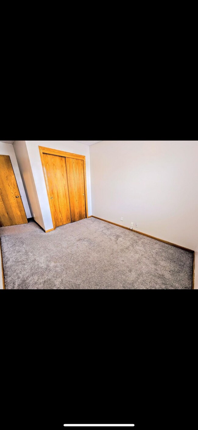 8515 Potter St, Omaha, NE 68122 House Rental in Omaha, NE