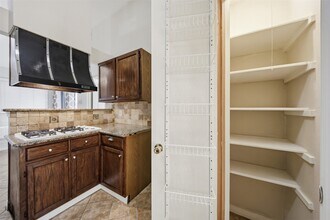 Building Photo - 7518 Alcomita Dr