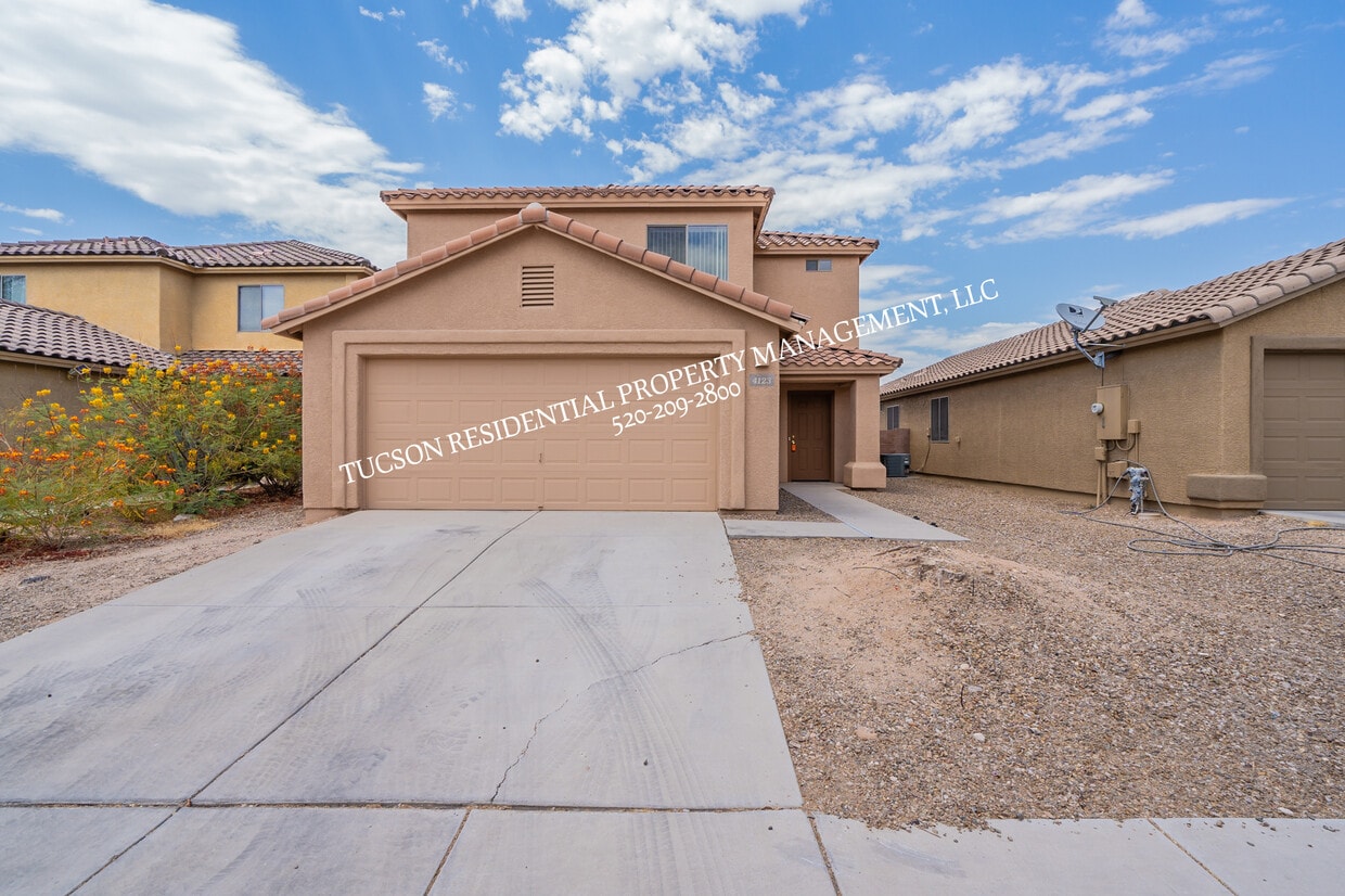 Foto principal - 4123 E Cameo Point Dr