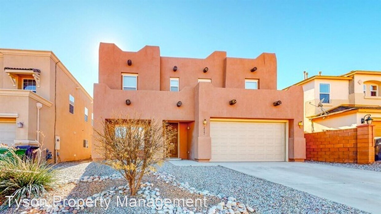 Foto principal - 5 br, 2.5 bath House - 6064 Crownpoint Dr