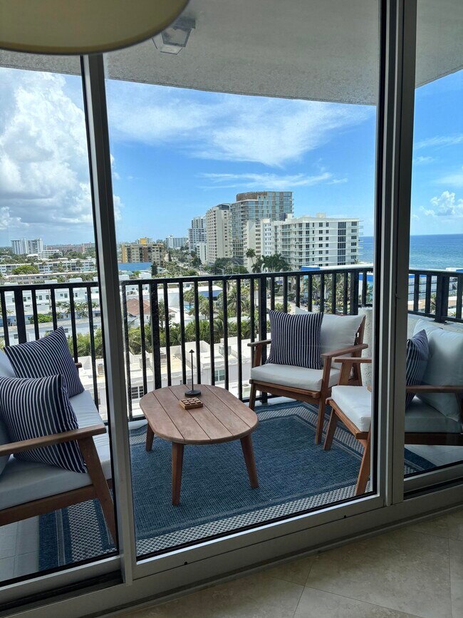 Foto del edificio - 531 N Ocean Blvd