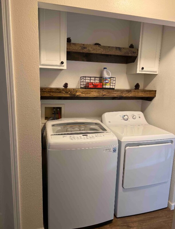 Foto del edificio - 48160 Rustic Ave