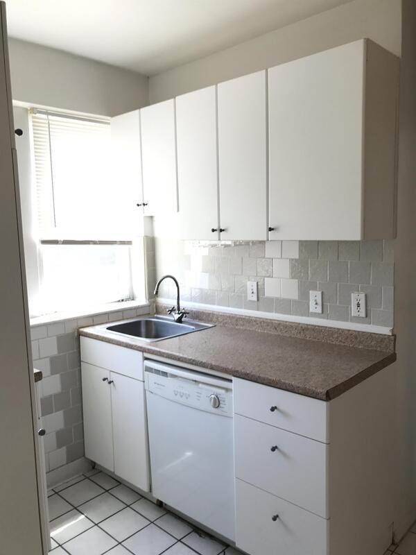 Foto principal - 4448 Shaw Blvd