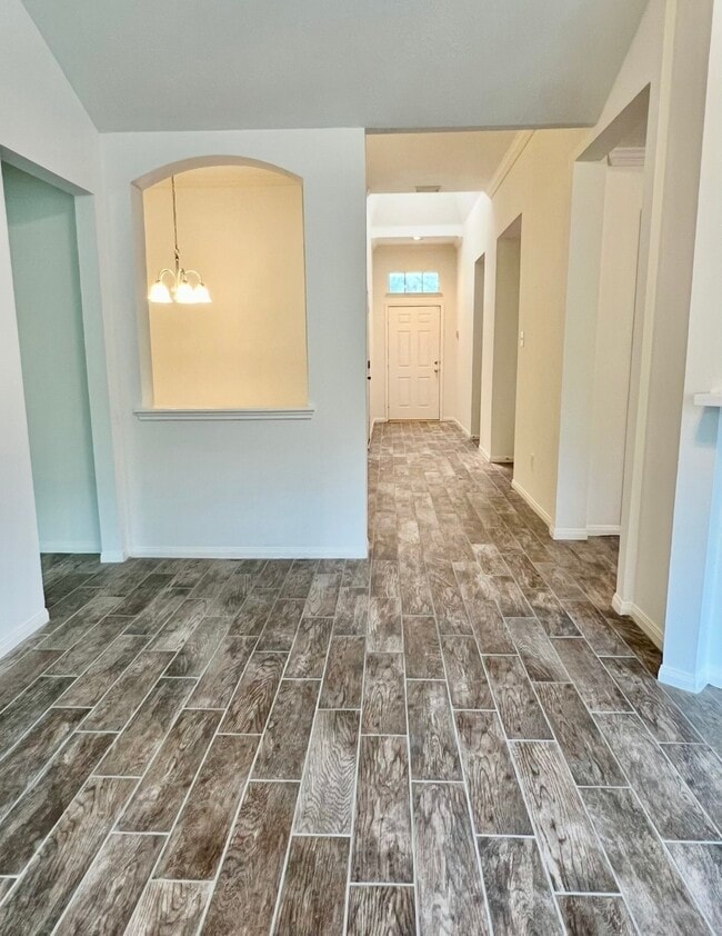 Building Photo - 6010 Forest Plaza Ct