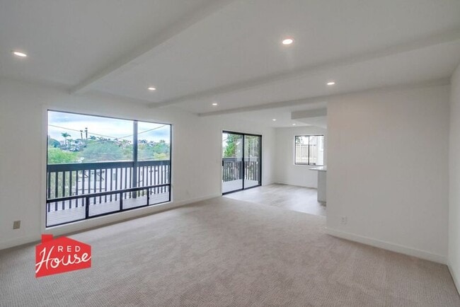 Foto del edificio - 408 Bristol Rd