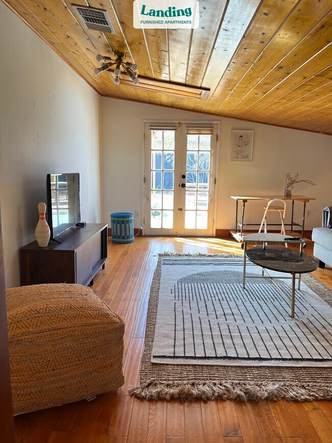 Foto del edificio - 6144 Panorama Rd